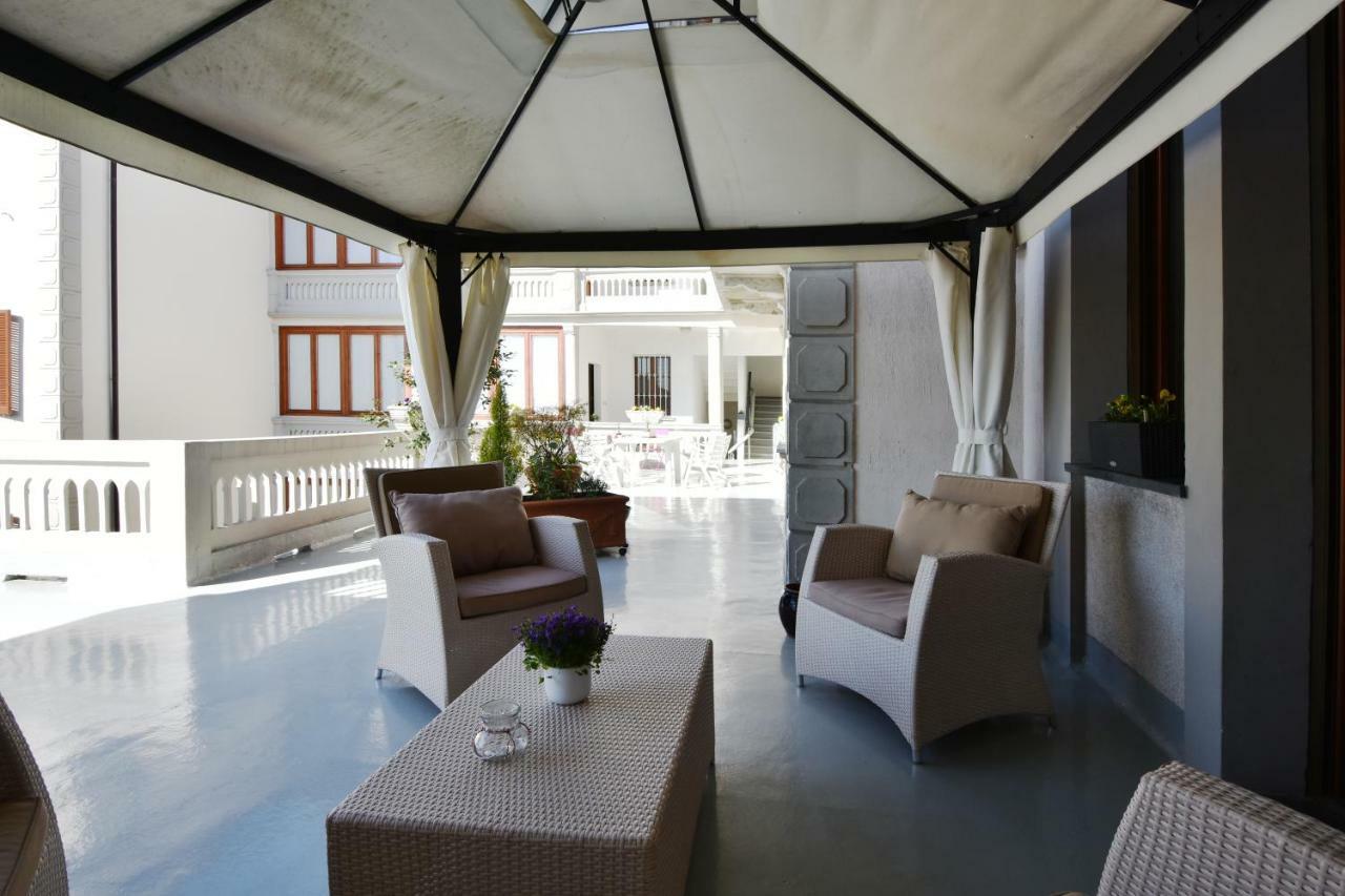 Il Terrazzo B&B Romagnano Sesia Esterno foto